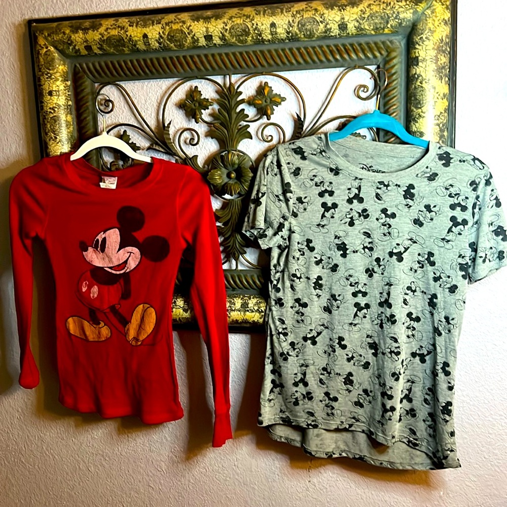 🪻Disney Tops - red Waffle LS & grey graphic Mickey SS tee - Sz  S- must have💚